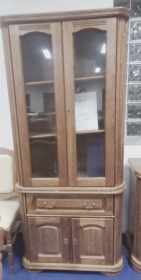 Kredens Witryna 2 Rustykalny – klasyczna elegancja