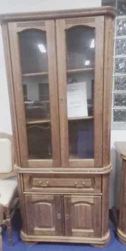 Kredens Witryna 2 Rustykalny – klasyczna elegancja