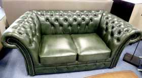 sofa chesterfield skóra