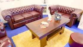sofa chesterfield 2 osobowa
