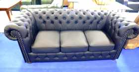 sofa chesterfield bordo