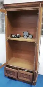 Kredens biblioteczka